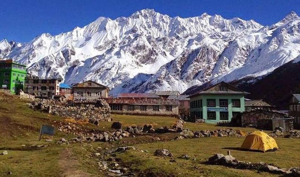 Pangen Dobku / Ponggen Dopku ( 5930m ) from Kyanjin