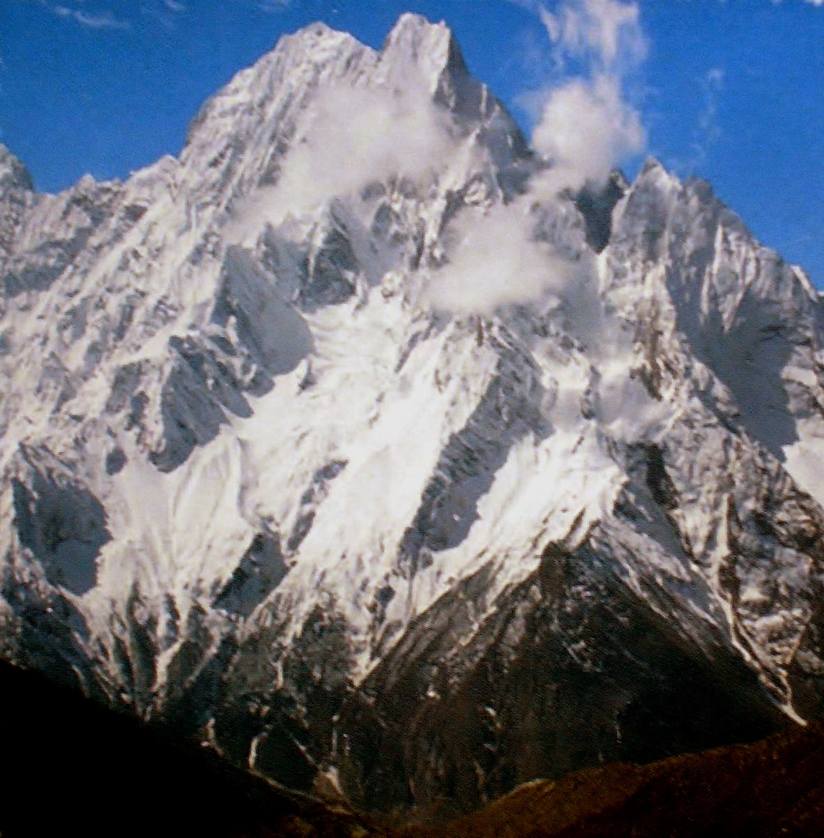 Mt.Phungi - an outlier of Mount Manaslu