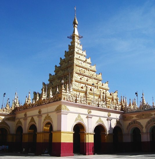 Mahamuni Paya ( Great Pagoda ) in Mandalay in northern Myanmar / Burma