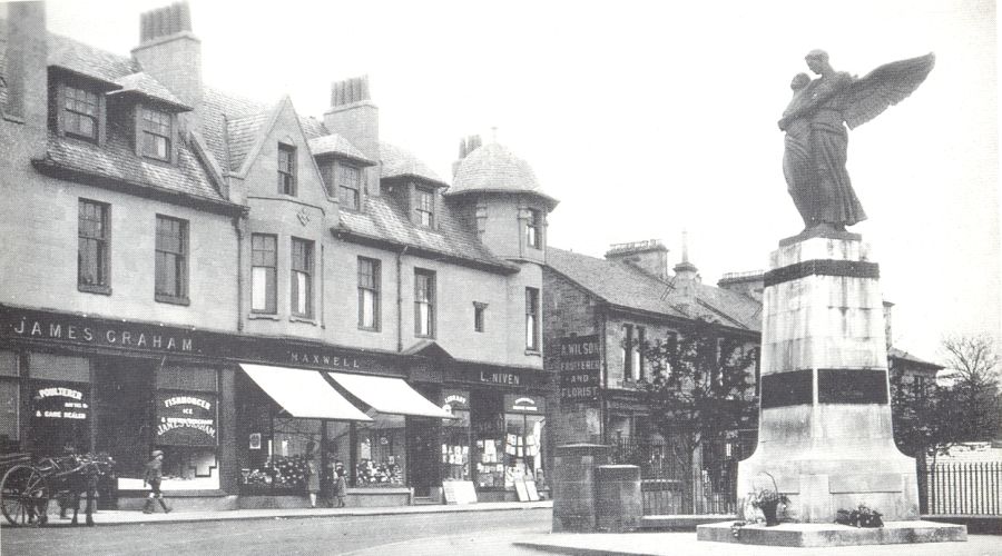 Cenotaph at Bearsden Cross