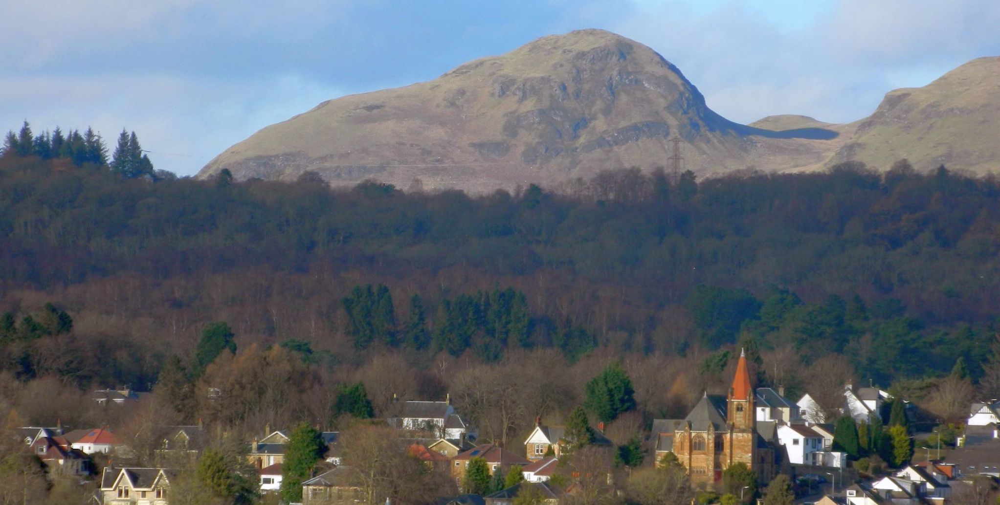 Dumgoyne in Campsie Fells from trig point above Douglas Park golf course