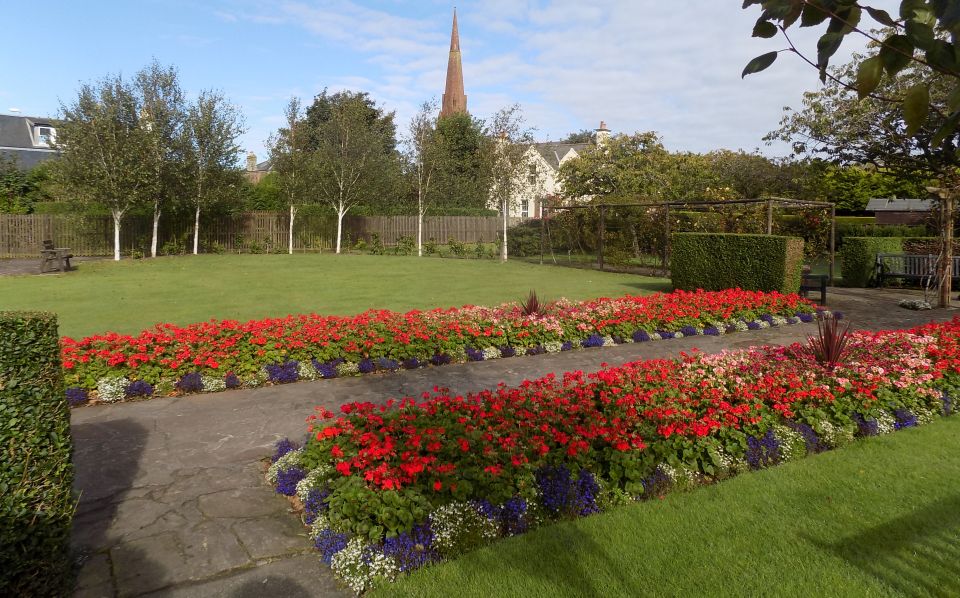 Orchard Gardens in Girvan