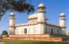 itimad_ud_daulah_tomb_agra.jpg